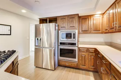 [Address not provided], Lisle, IL 60532 - Photo 5