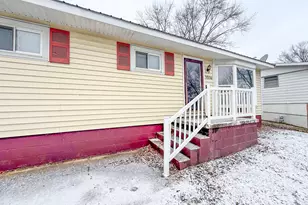 1516 Elisha St, Danville, IL 61832 - Photo 5