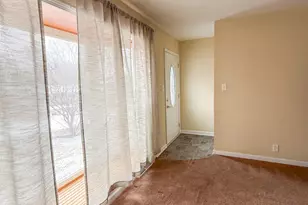 1516 Elisha St, Danville, IL 61832 - Photo 9