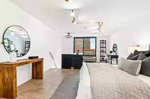 1221 N Dearborn St, Chicago, IL 60610 - Photo 13