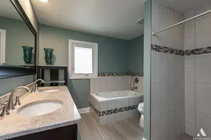 106 Sharon Dr, Sleepy Hollow, IL 60118 - Photo 23