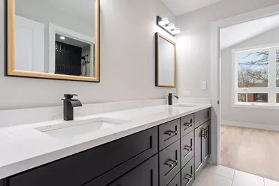 6624 S Champlain Avenue, Chicago, IL 60637 - Photo 11