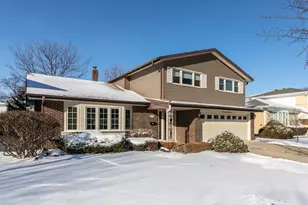 8332 N Knight Ave, Niles, IL 60714 - Photo 39