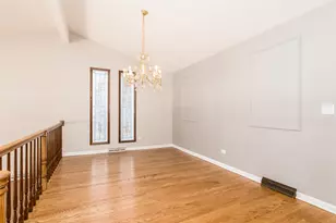 8332 N Knight Ave, Niles, IL 60714 - Photo 9