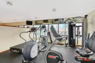 230 E Ontario St, Chicago, IL 60611 - Photo 19