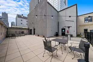 8 W Monroe St, Chicago, IL 60603 - Photo 17