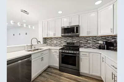 320 Sheridan Drive #2C, Willowbrook, IL 60527 - Photo 7