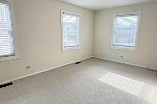 1769 Sessions Walk, Hoffman Estates, IL 60169 - Photo 7