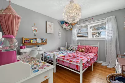 323 E Butterfield Road, Elmhurst, IL 60126 - Photo 11