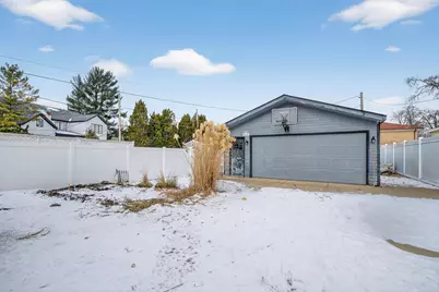 323 E Butterfield Road, Elmhurst, IL 60126 - Photo 19