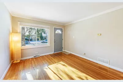 8720 Lyndale Street, River Grove, IL 60171 - Photo 5