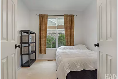 2050 Colchester Avenue, Hoffman Estates, IL 60192 - Photo 11