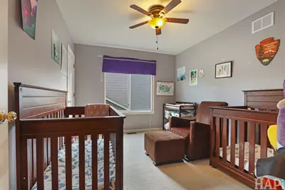 2050 Colchester Avenue, Hoffman Estates, IL 60192 - Photo 17