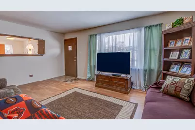 827 E 160th Place, South Holland, IL 60473 - Photo 3