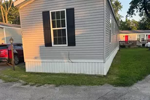 238 Dewey St, Urbana, IL 61802 - Photo 5