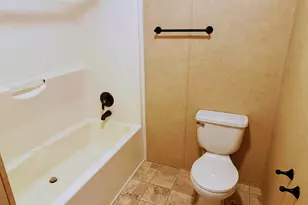 238 Dewey St, Urbana, IL 61802 - Photo 15