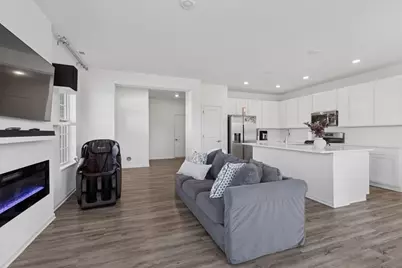 [Address not provided], McHenry, IL 60050 - Photo 9