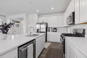 [Address not provided], McHenry, IL 60050 - Photo 3