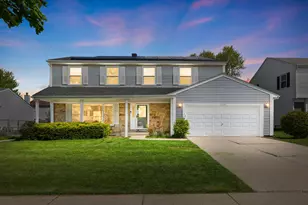 1120 Thompson Blvd, Buffalo Grove, IL 60089 - Photo 1