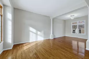 1305 Campbell St, Joliet, IL 60435 - Photo 3