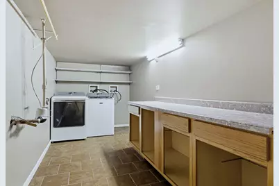 1305 Campbell Street, Joliet, IL 60435 - Photo 27