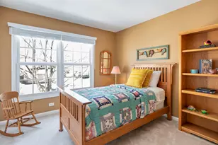 1074 Potomac Ct, Grayslake, IL 60030 - Photo 19