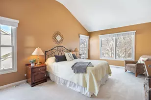 1074 Potomac Ct, Grayslake, IL 60030 - Photo 15