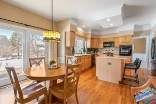 1074 Potomac Ct, Grayslake, IL 60030 - Photo 9