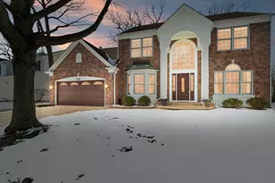 1074 Potomac Ct, Grayslake, IL 60030 - Photo 1