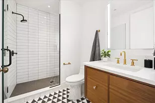 9 W Walton St, Chicago, IL 60610 - Photo 19