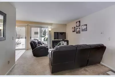 355 Wilmington Drive #C1, Bartlett, IL 60103 - Photo 3