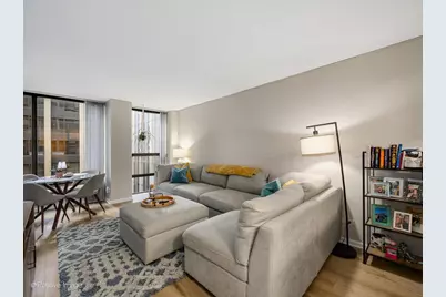 230 E Ontario Street #1603, Chicago, IL 60611 - Photo 9
