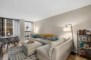 230 E Ontario St, Chicago, IL 60611 - Photo 9