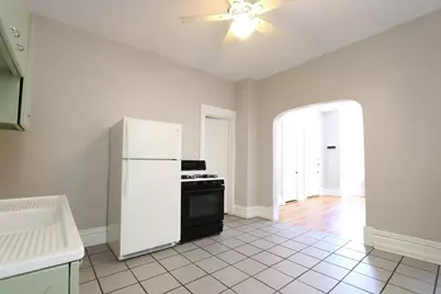 2440 S Oakley Avenue, Chicago, IL 60608 - Photo 9