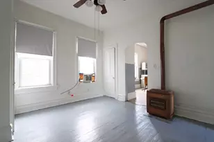 2440 S Oakley Ave, Chicago, IL 60608 - Photo 17