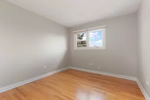 17012 Redwood Ct, Orland Hills, IL 60487 - Photo 9