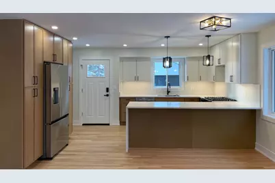 3N446 N Howard Avenue, Elmhurst, IL 60126 - Photo 3