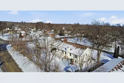 296 Charlotte Avenue, Crystal Lake, IL 60014 - Photo 39