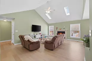 296 Charlotte Ave, Crystal Lake, IL 60014 - Photo 3