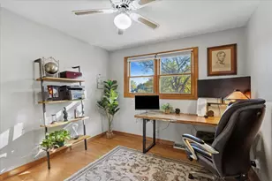 26W250 Case St, Naperville, IL 60563 - Photo 15