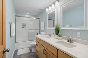 26W250 Case St, Naperville, IL 60563 - Photo 19