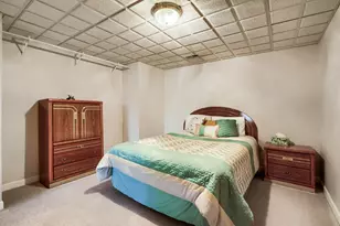 56 Ridgefield Ln, Willowbrook, IL 60527 - Photo 35