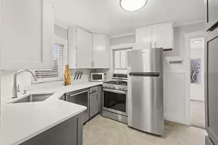 20 N Highland Ave, Lombard, IL 60148 - Photo 7