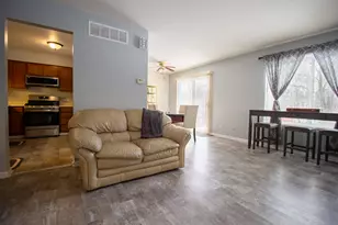 [Address not provided], Hazel Crest, IL 60429 - Photo 9