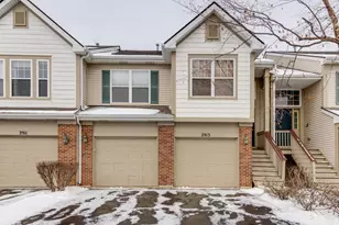 2913 Saganashkee Ln, Naperville, IL 60564 - Photo 5