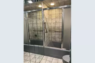 [Address not provided], Evanston, IL 60202 - Photo 17