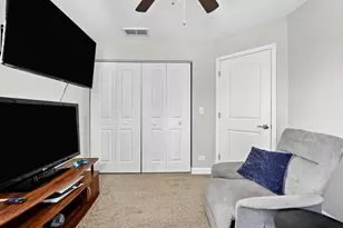 2069 Peach Tree Ln, Algonquin, IL 60102 - Photo 15