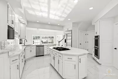 10639 Misty Hill Road, Orland Park, IL 60462 - Photo 15