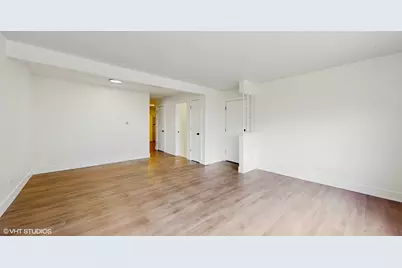 10406 Michael Todd Terrace #2W, Glenview, IL 60025 - Photo 5