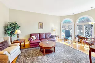 51 Crestview Dr, Oswego, IL 60543 - Photo 7